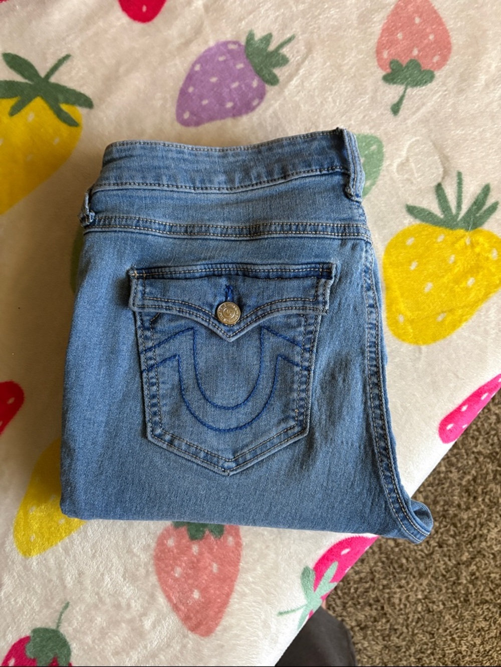 True religion straight leg jeans with blue stitching